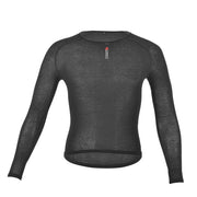 Dieser schwarze 3face Base Layer aus feiner Kaschmirwolle überzeugt durch seine hochwertige Verarbeitung. Das atmungsaktive Naturmaterial bietet optimale Temperaturregulierung und eignet sich besonders für den Einsatz an kühlen Tagen.