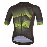 Ein sportliches Herren-Trikot von 3face in Schwarz mit auffälligen gelben Akzenten. Das atmungsaktive Material bietet optimalen Tragekomfort, während das enganliegende Design für eine aerodynamische Passform sorgt. Die gelben Details setzen dynamische Highlights und machen das Trikot zu einem Hingucker auf jeder Velotour. Ideal für ambitionierte Velofahrer, die Funktionalität und Stil schätzen.